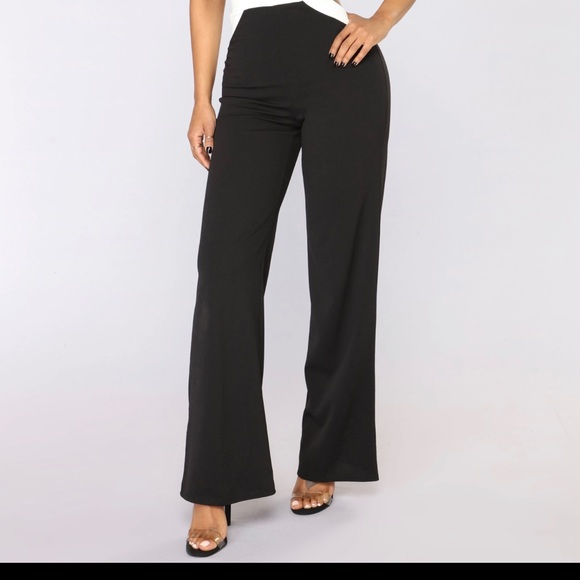 Black & White Fashion Nova romper - Picture 5 of 6